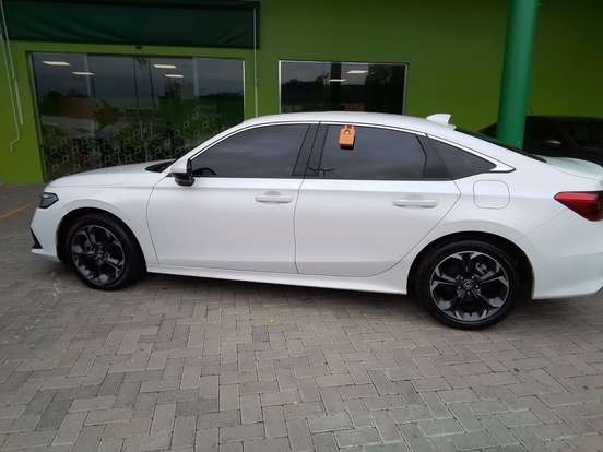HONDA-CIVIC-2024