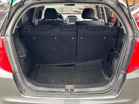 HONDA-FIT-2009