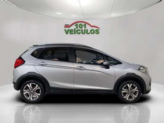 HONDA-WR-V-2017