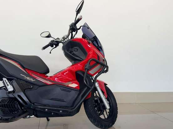 HONDA-ADV-2024