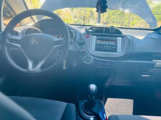 HONDA-FIT-2014