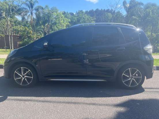 HONDA-FIT-2014