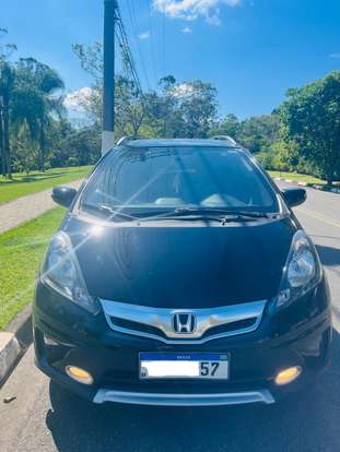 HONDA-FIT-2014