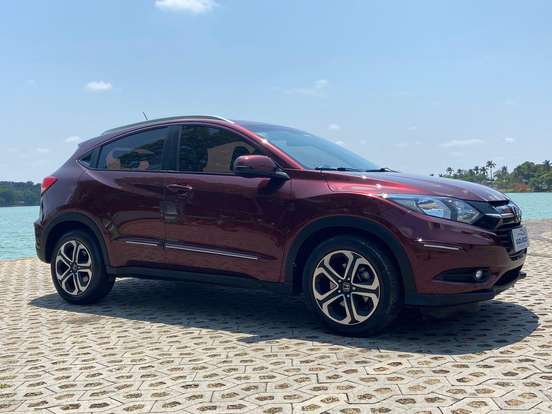 HONDA-HR-V-2016
