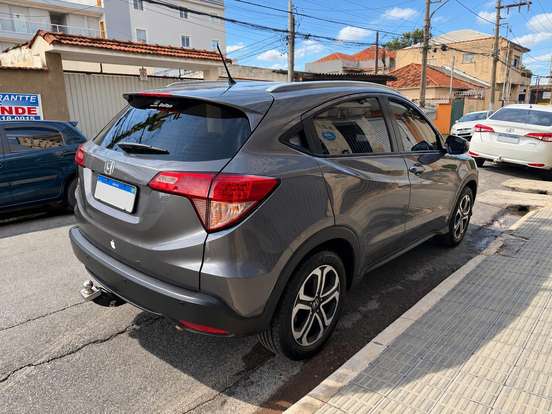 HONDA-HR-V-2017