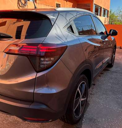 HONDA-HR-V-2021