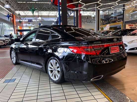 HYUNDAI-AZERA-2011