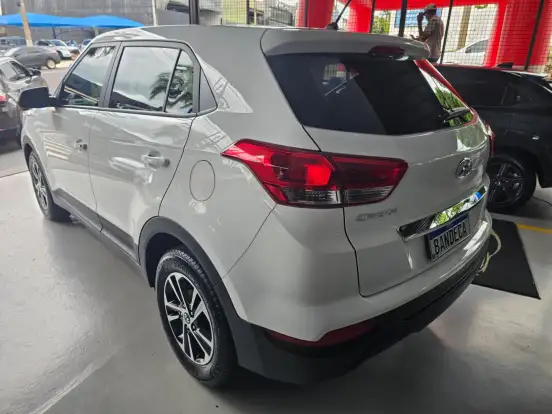 HYUNDAI-CRETA-2021