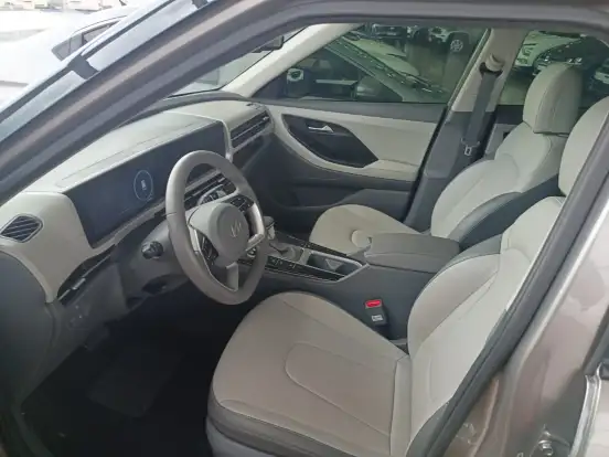 HYUNDAI-CRETA-2025