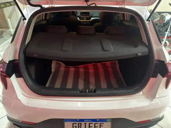 HYUNDAI-HB20-2023