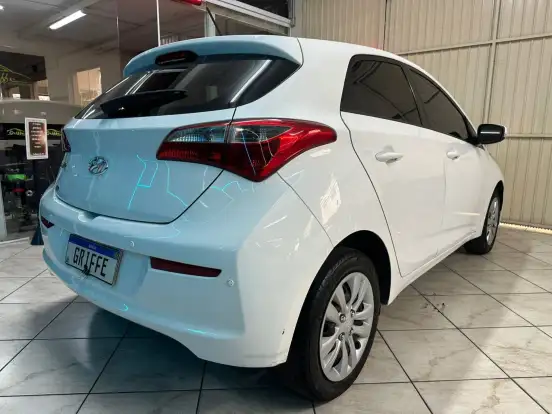 HYUNDAI-HB20-1.0 COMFORT 12V FLEX 4P MANUAL HYUNDAI-HB20-2015
