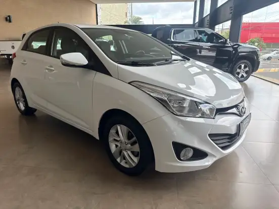 HYUNDAI-HB20-2013