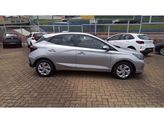 HYUNDAI-HB20-2025