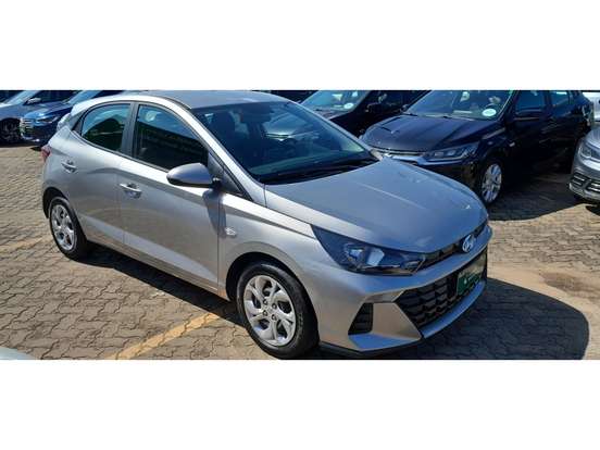 HYUNDAI-HB20-2025