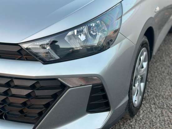 HYUNDAI-HB20-2025