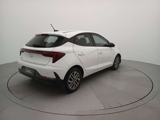 HYUNDAI-HB20-2023