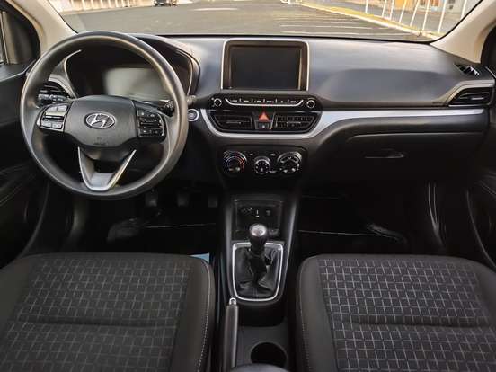 HYUNDAI-HB20-2024