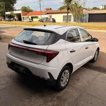 HYUNDAI-HB20-2023