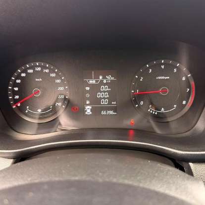 HYUNDAI-HB20-2023