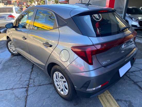 HYUNDAI-HB20-2022