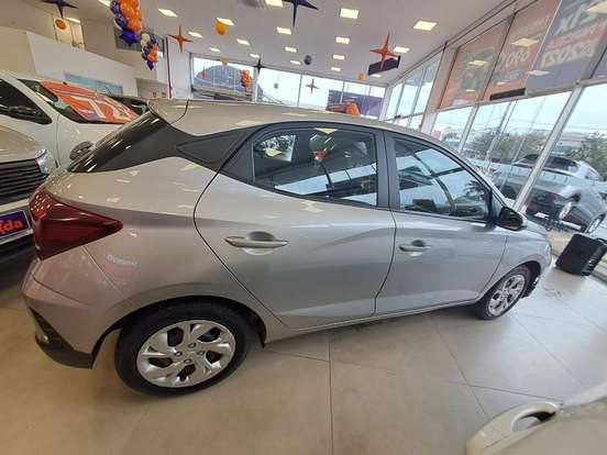 HYUNDAI-HB20-2024