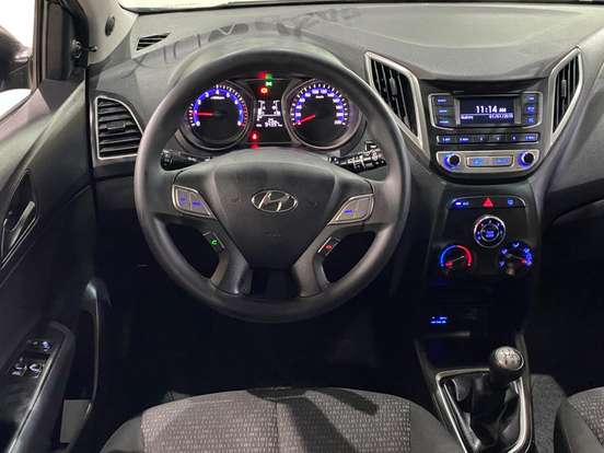 HYUNDAI-HB20-2017