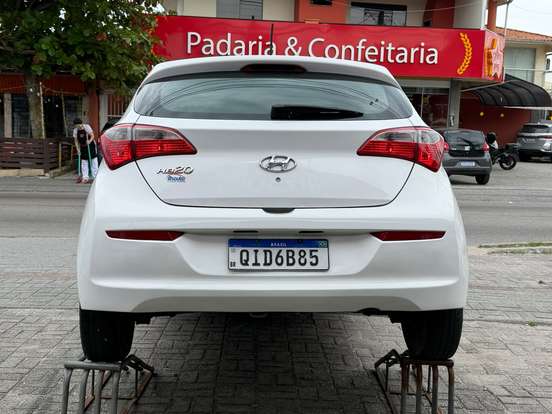 HYUNDAI-HB20-1.0 COMFORT STYLE 12V FLEX 4P MANUAL HYUNDAI-HB20-2016