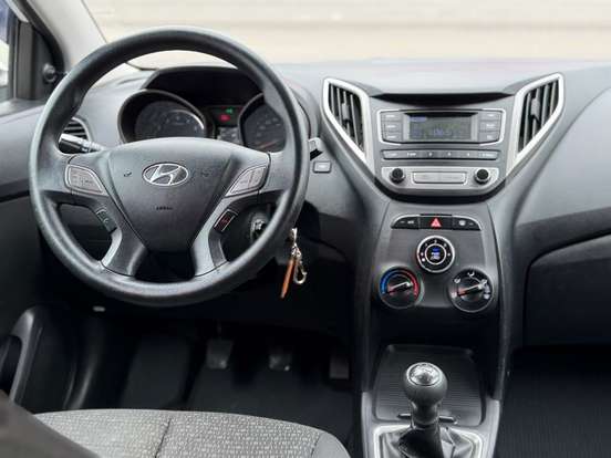 HYUNDAI-HB20-1.0 COMFORT STYLE 12V FLEX 4P MANUAL HYUNDAI-HB20-2016