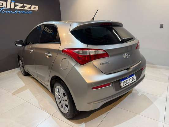HYUNDAI-HB20-2016