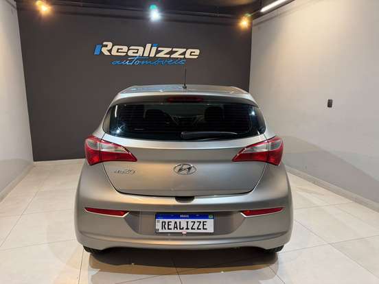 HYUNDAI-HB20-2016
