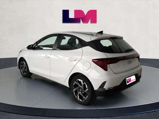 HYUNDAI-HB20-2023