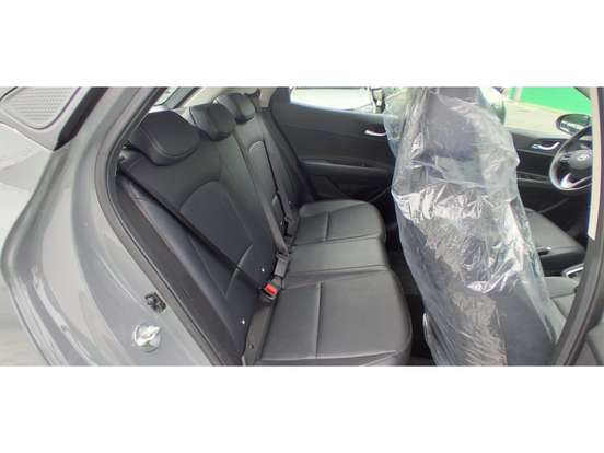 HYUNDAI-HB20-1.0 TGDI FLEX PLATINUM AUTOMÁTICO HYUNDAI-HB20-2025