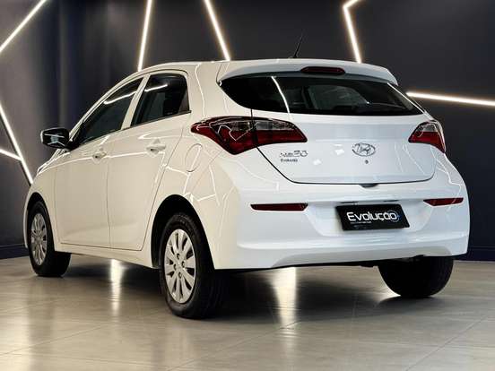 HYUNDAI-HB20-2018