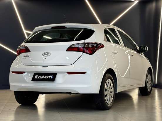HYUNDAI-HB20-2018