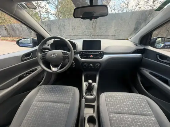 HYUNDAI-HB20S-2025