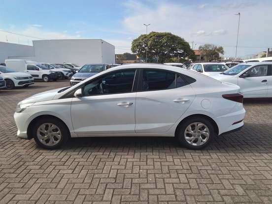 HYUNDAI-HB20S-2025