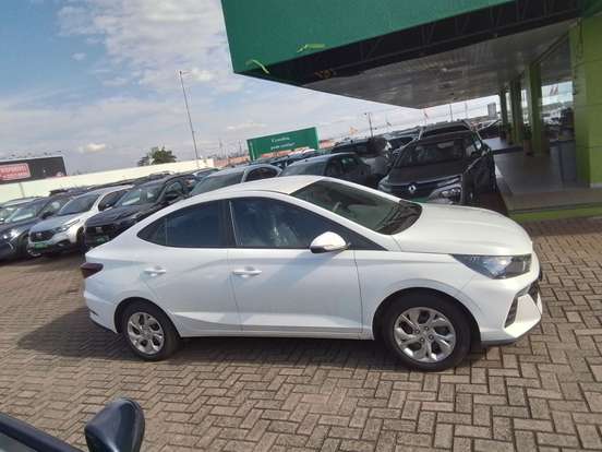 HYUNDAI-HB20S-2025