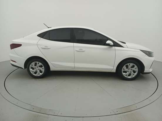 HYUNDAI-HB20S-2025