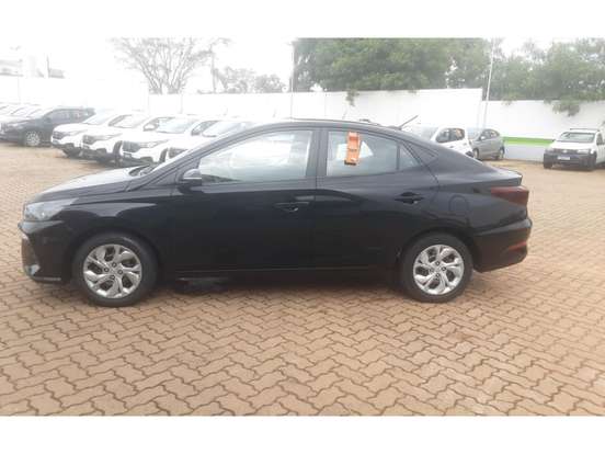 HYUNDAI-HB20S-2025