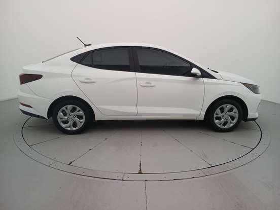 HYUNDAI-HB20S-2025