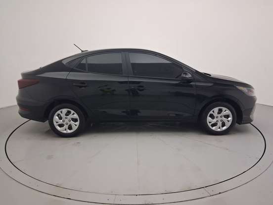 HYUNDAI-HB20S-2025