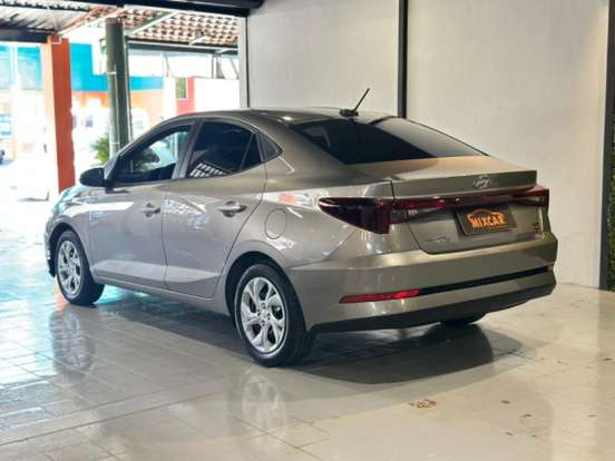 HYUNDAI-HB20S-2022