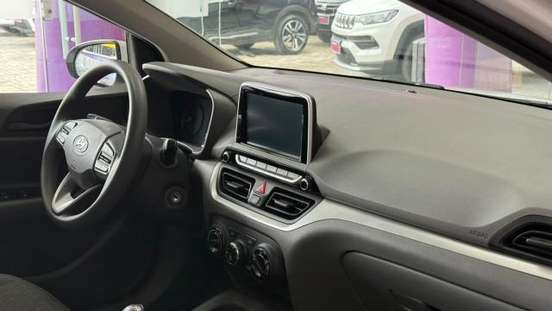 HYUNDAI-HB20S-2024
