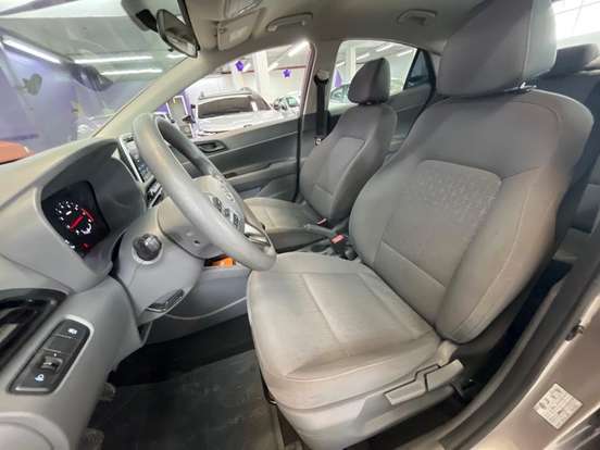 HYUNDAI-HB20S-2024