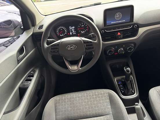 HYUNDAI-HB20S-2023