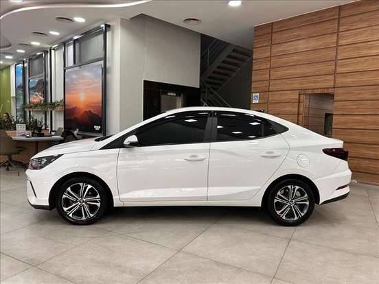 HYUNDAI-HB20S-2023