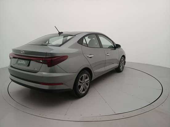 HYUNDAI-HB20S-2025