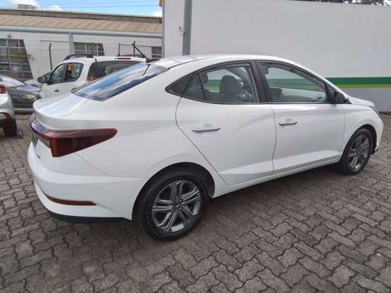 HYUNDAI-HB20S-2025