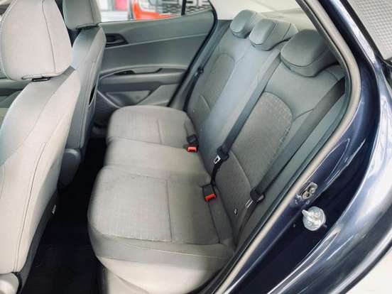 HYUNDAI-HB20S-2025