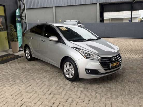HYUNDAI-HB20S-2017